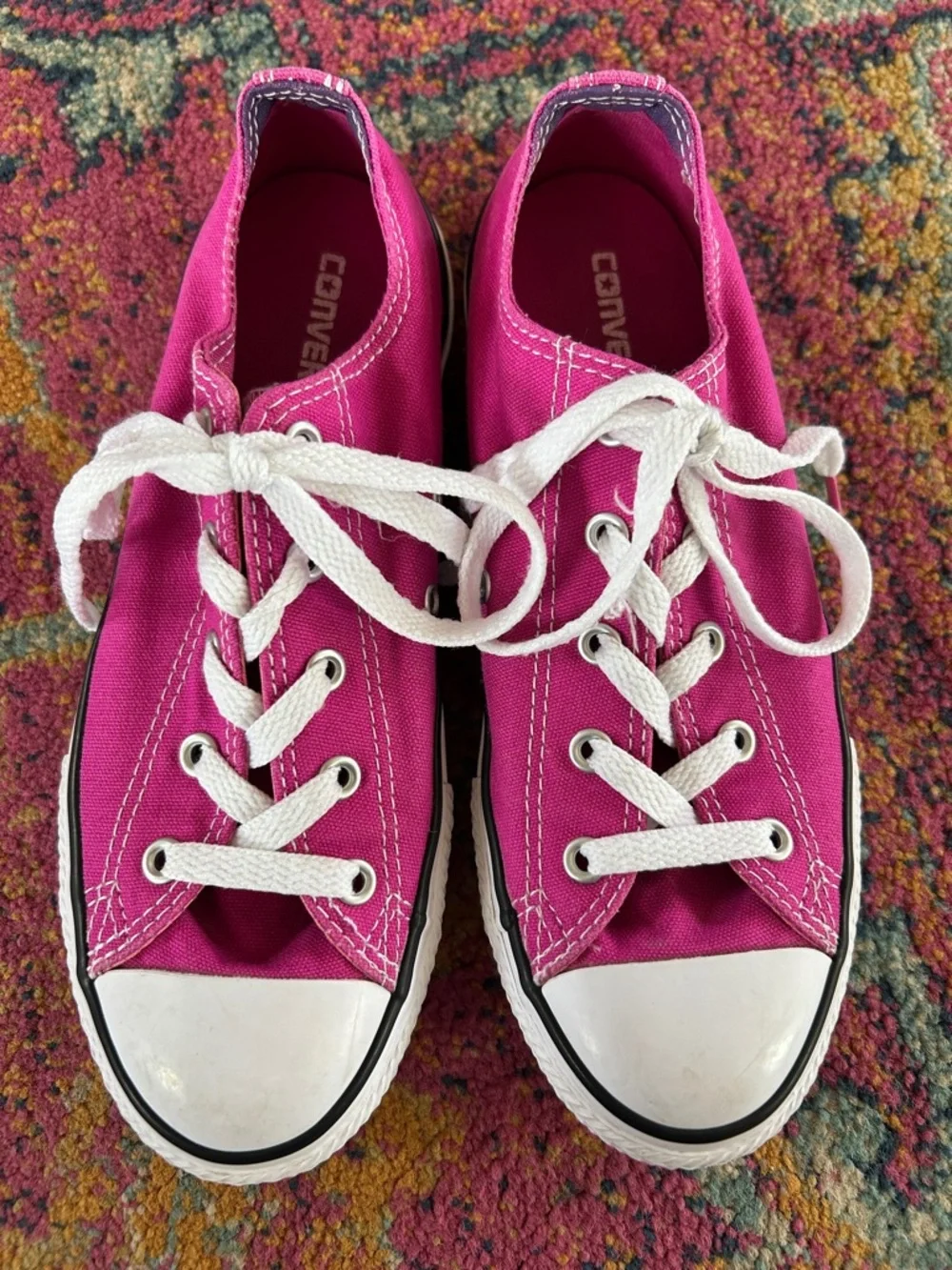 Converse | Kids Magenta ‘Berry Smoothie’ Lace Up Low Top AllStar Sneakers Size 3